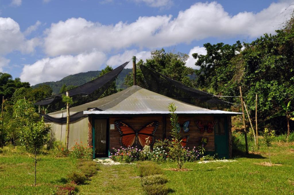 Rancho Baiguate Hotel Jarabacoa Exterior photo